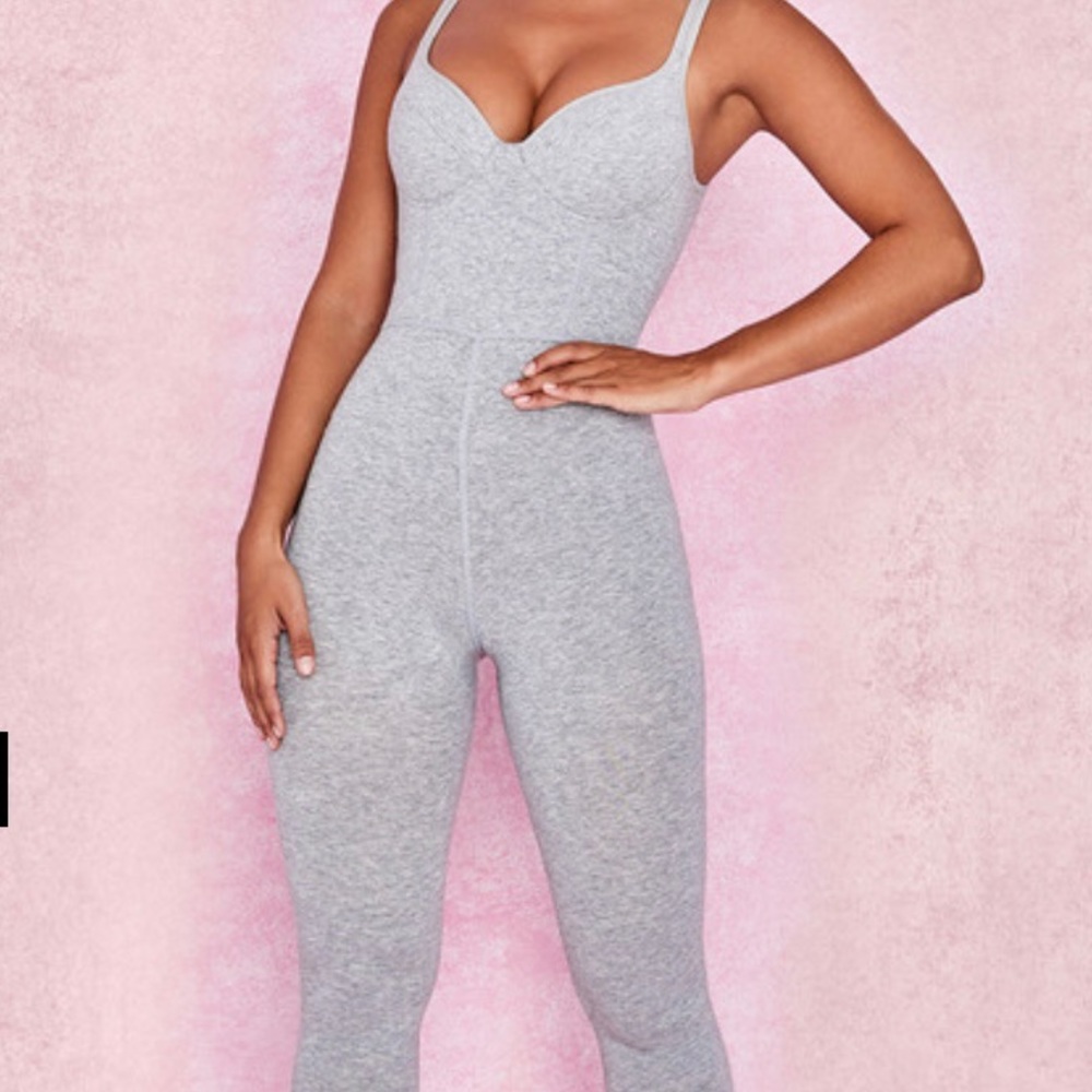 HOUSE OF CB GREY JUMPSUIT SZ M